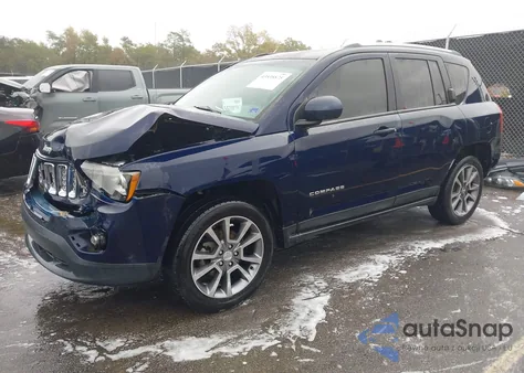 2014 Jeep Compass Limited z USA, uszkodzony, nr VIN 1C4NJCCB9ED513555